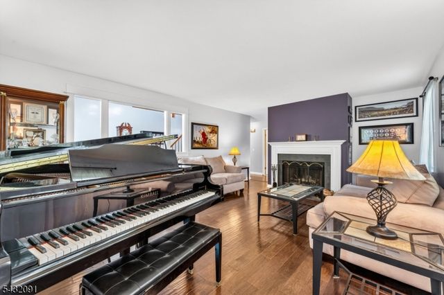 1 Wyckoff Way, Hillsborough Twp., NJ 08844