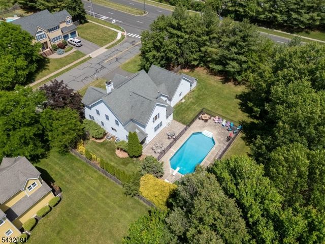 1 Wyckoff Way, Hillsborough Twp., NJ 08844