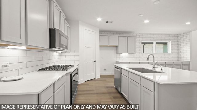 4617 Vernal Loop, Conroe, TX 77303