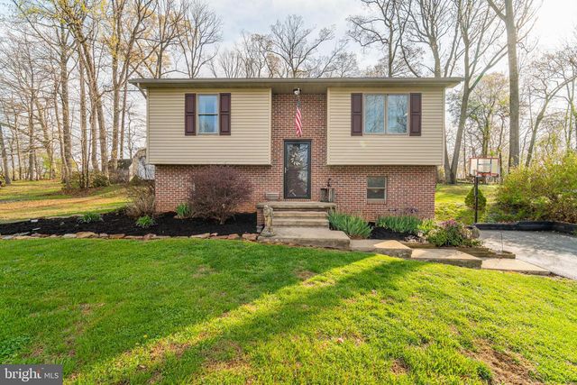 190 MASSA DR, Windsor, PA 17366