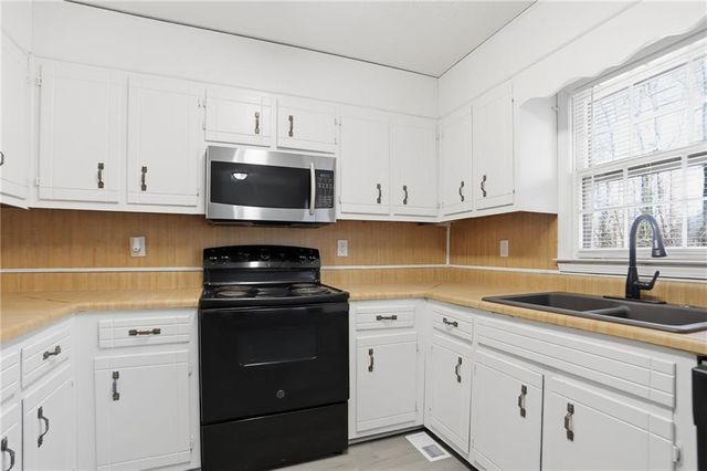 4118 Twig Court, Douglasville, GA 30135