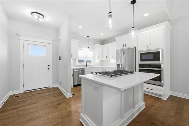 519 NW 110th Street, Kansas City, MO 64155