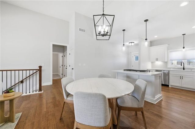 519 NW 110th Street, Kansas City, MO 64155