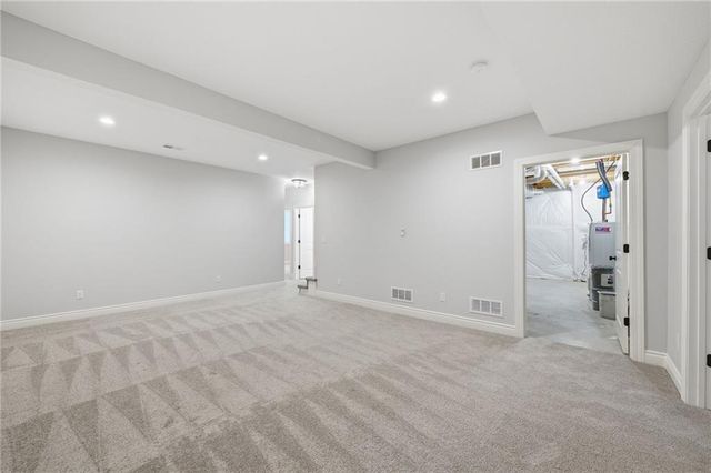 519 NW 110th Street, Kansas City, MO 64155