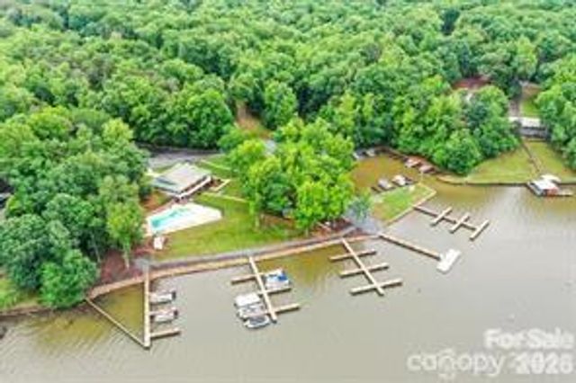 104 Balsam Circle, Troy, NC 27371