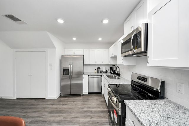 3912 Woolworth Street, Houston, TX 77026