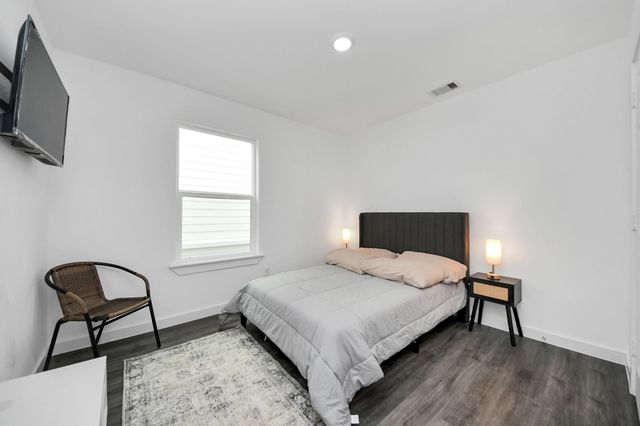 3912 Woolworth Street, Houston, TX 77026