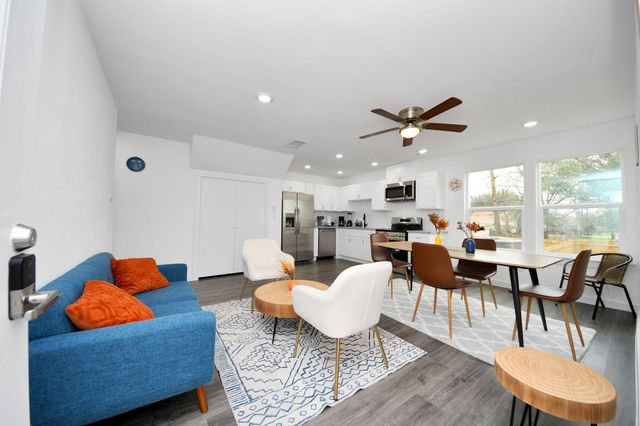 3912 Woolworth Street, Houston, TX 77026