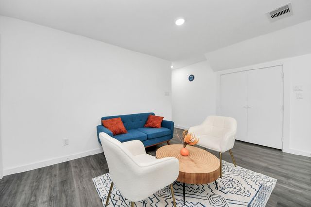 3912 Woolworth Street, Houston, TX 77026