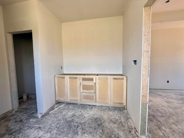 6838 Detonti Road, Bauxite, AR 72011