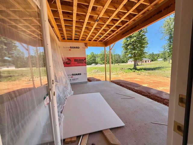 6838 Detonti Road, Bauxite, AR 72011
