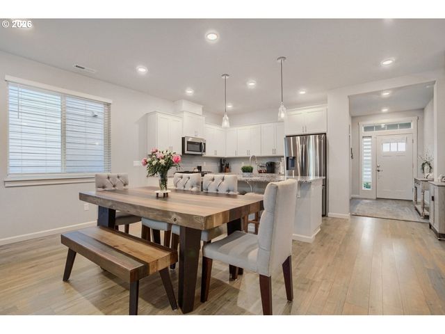 1102 S 31ST Ave, Cornelius, OR 97113