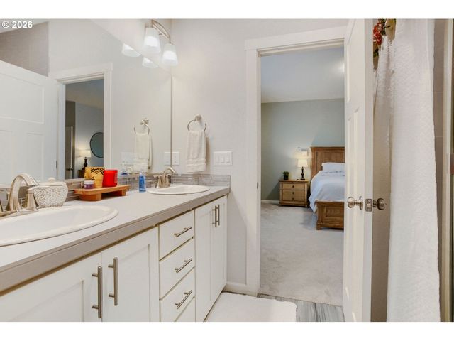 1102 S 31ST Ave, Cornelius, OR 97113