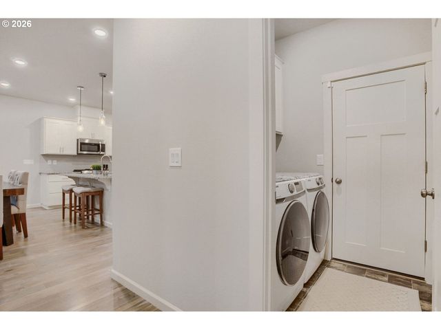 1102 S 31ST Ave, Cornelius, OR 97113