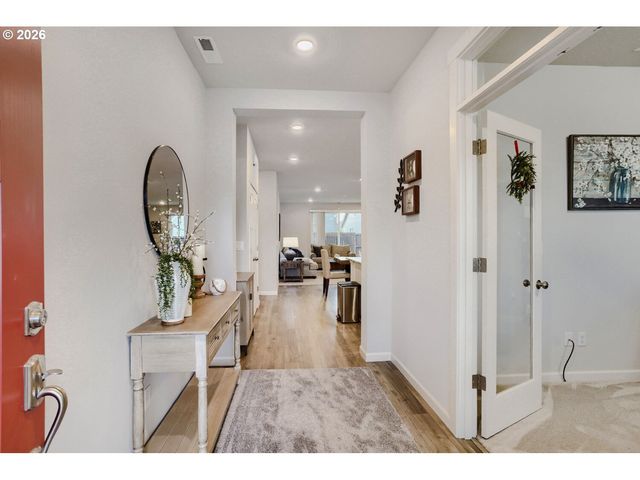 1102 S 31ST Ave, Cornelius, OR 97113