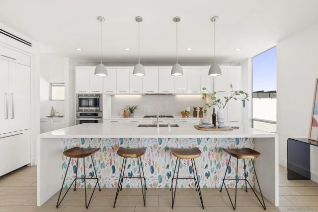 1621 Collingwood Dr., San Diego, CA 92109