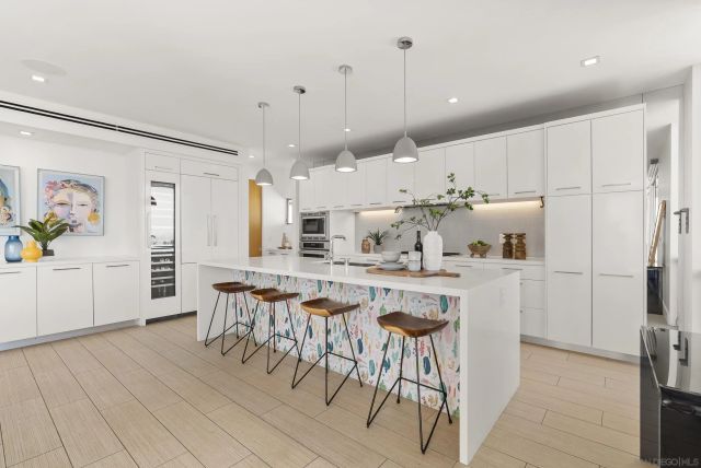 1621 Collingwood Dr., San Diego, CA 92109