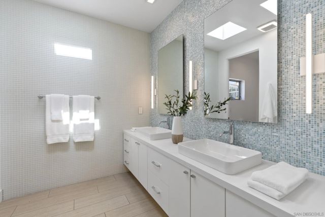 1621 Collingwood Dr., San Diego, CA 92109