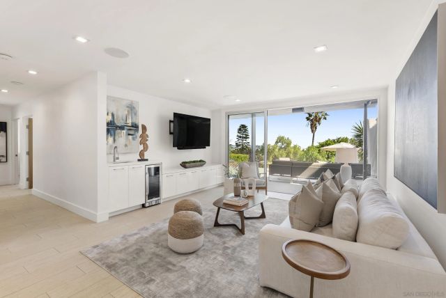 1621 Collingwood Dr., San Diego, CA 92109