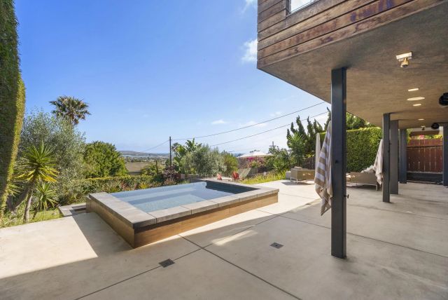 1621 Collingwood Dr., San Diego, CA 92109