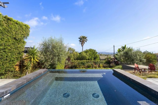 1621 Collingwood Dr., San Diego, CA 92109