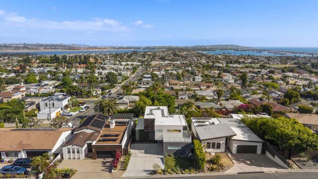 1621 Collingwood Dr., San Diego, CA 92109