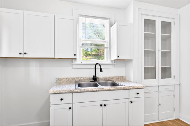 901 St. Nicholas Drive, Donora, PA 15033