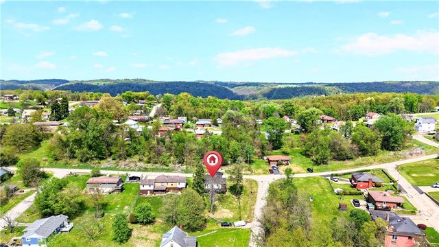 901 St. Nicholas Drive, Donora, PA 15033