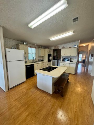 6539 Spanish Lakes Boulevard, Fort Pierce, FL 34951