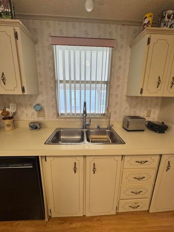 6539 Spanish Lakes Boulevard, Fort Pierce, FL 34951