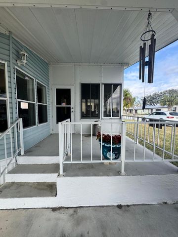 6539 Spanish Lakes Boulevard, Fort Pierce, FL 34951