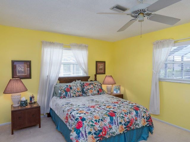 6 PINE RIDGE WAY, Englewood, FL 34223