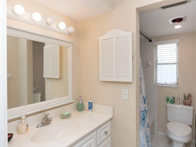 6 PINE RIDGE WAY, Englewood, FL 34223