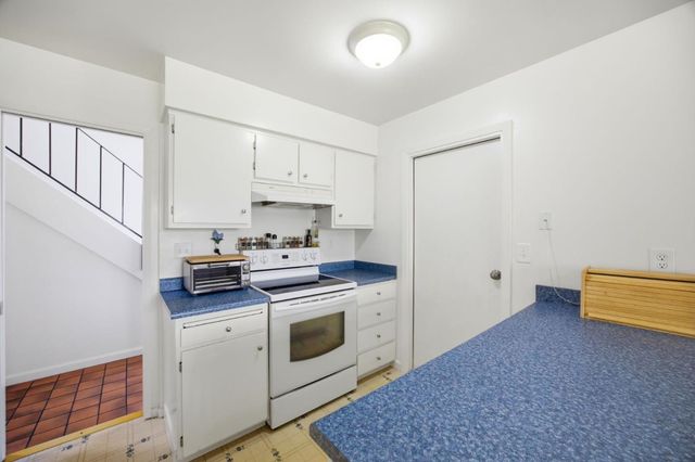 560 Terrace Avenue, Moss Beach, CA 94038