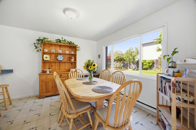 560 Terrace Avenue, Moss Beach, CA 94038