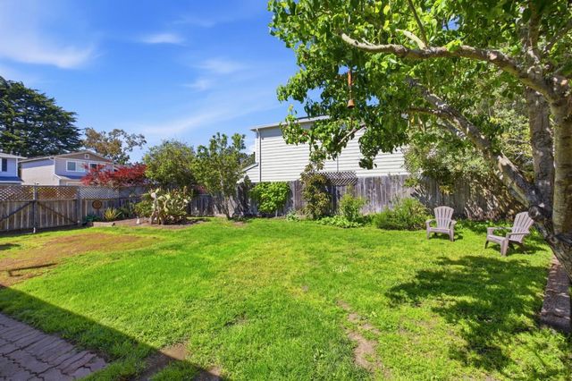 560 Terrace Avenue, Moss Beach, CA 94038