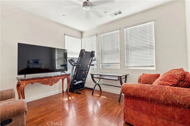 881 Pear Court, Upland, CA 91786