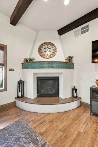 881 Pear Court, Upland, CA 91786