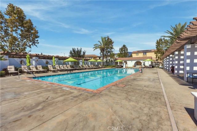 881 Pear Court, Upland, CA 91786