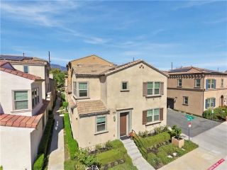 881 Pear Court, Upland, CA 91786