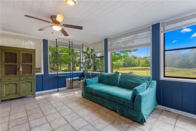 34 Chaumont Square NW, Atlanta, GA 30327