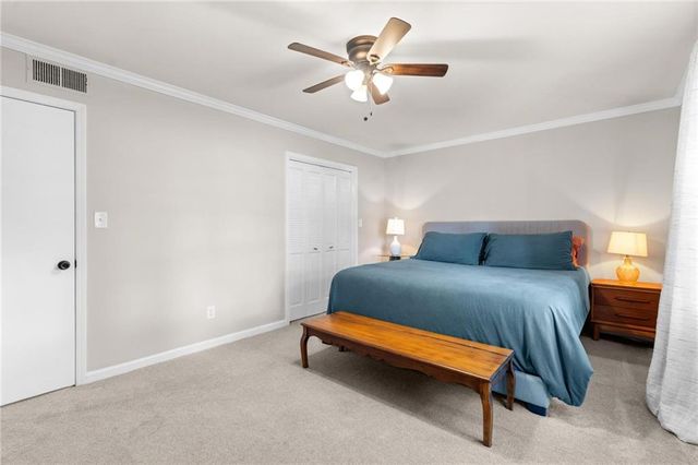 34 Chaumont Square NW, Atlanta, GA 30327