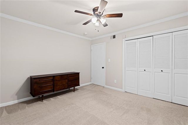 34 Chaumont Square NW, Atlanta, GA 30327