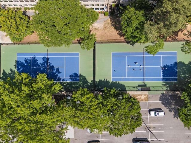 34 Chaumont Square NW, Atlanta, GA 30327