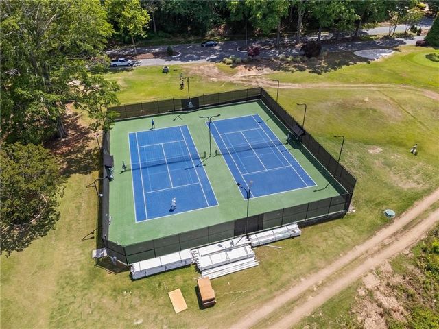 34 Chaumont Square NW, Atlanta, GA 30327