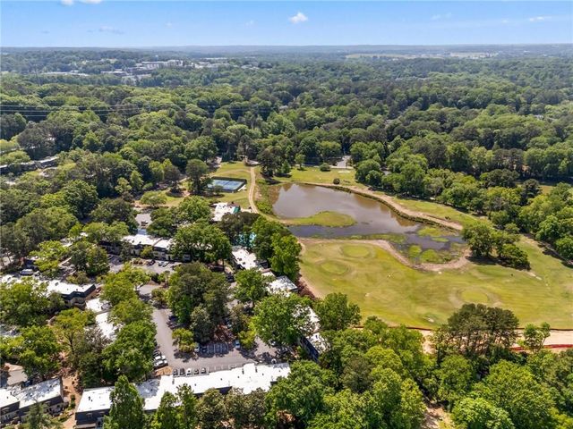 34 Chaumont Square NW, Atlanta, GA 30327