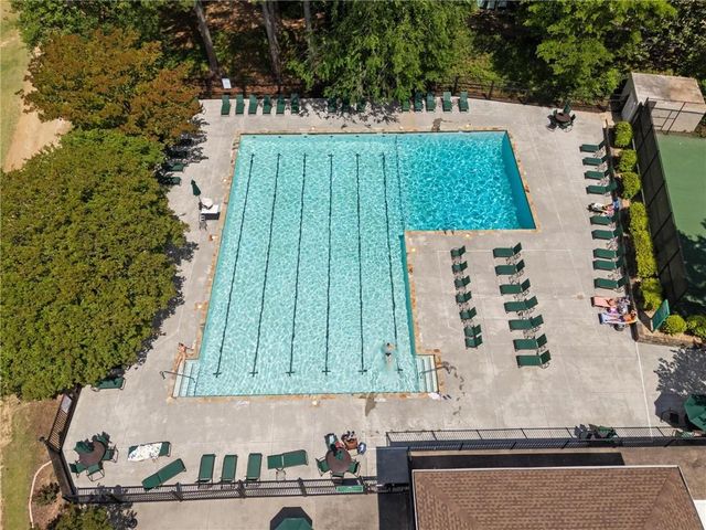 34 Chaumont Square NW, Atlanta, GA 30327
