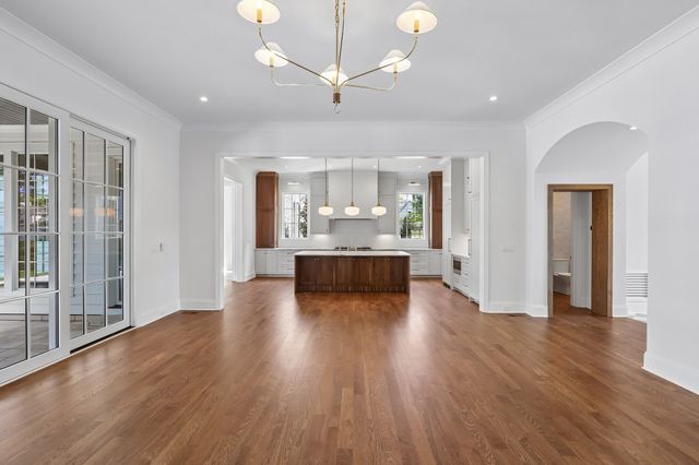 1000 Stonewall Dr, Nashville, TN 37220