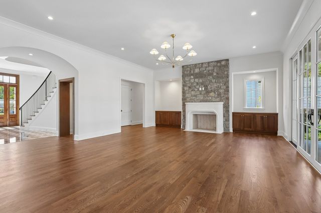 1000 Stonewall Dr, Nashville, TN 37220