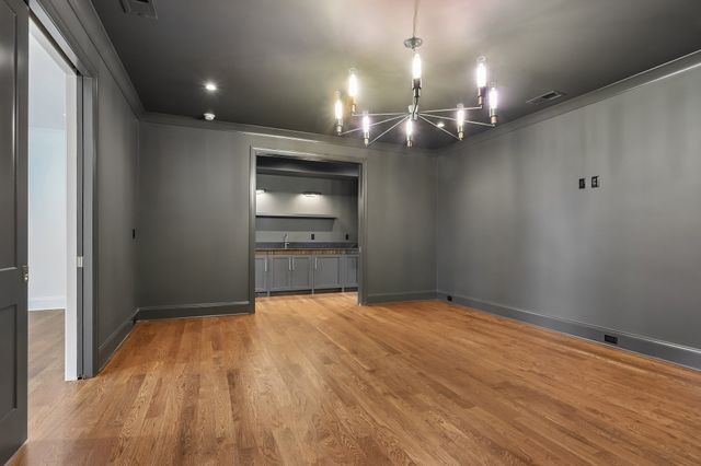 1000 Stonewall Dr, Nashville, TN 37220